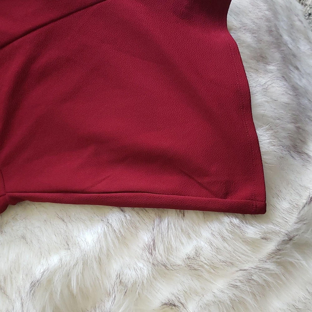 Red romper size medium - Picture 9 of 10